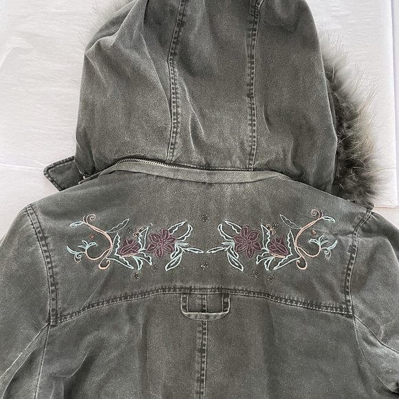 Embroidered Winter Jacket with Removable Fur Trim Hood By Identity Size S/M - Picture 10 of 13